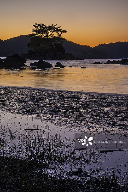 日落后的桧原湖图片素材