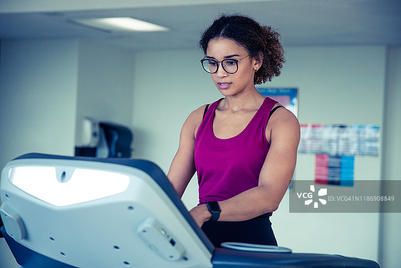 选择合适的锻炼计划图片素材