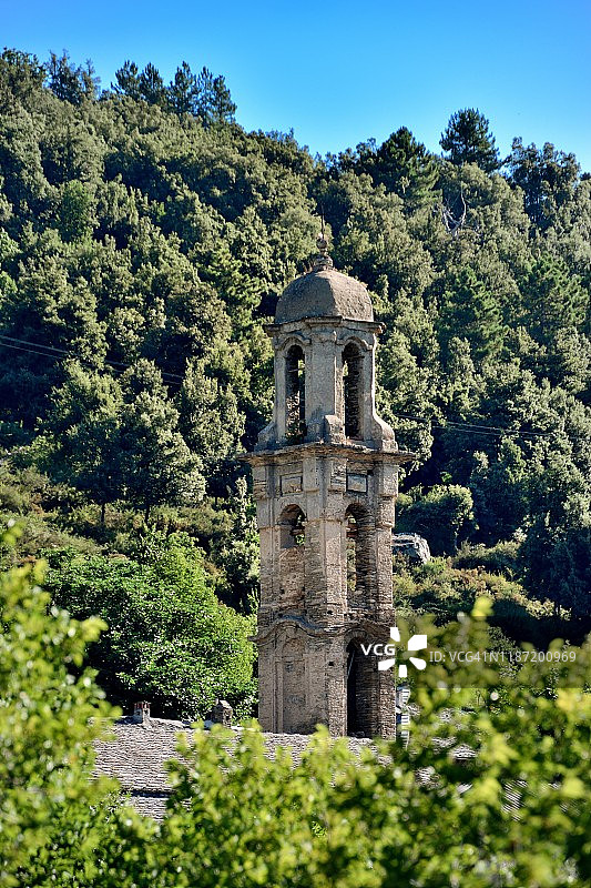 科西嘉岛莫罗萨利亚圣弗朗西斯巴洛克教堂钟楼图片素材