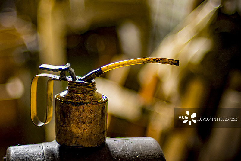 旧油罐图片素材