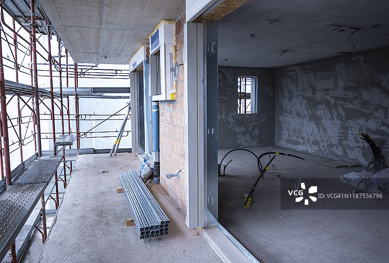 在建的现代公寓图片素材