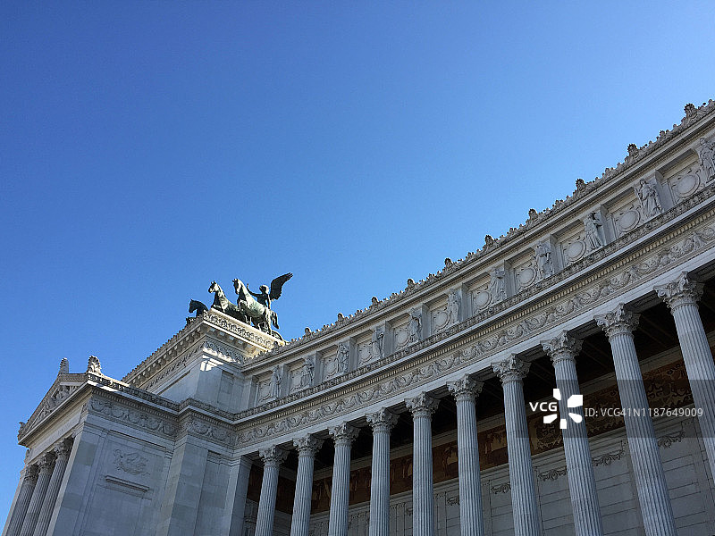 意大利国王维托里奥·埃马努埃莱二世纪念碑图片素材