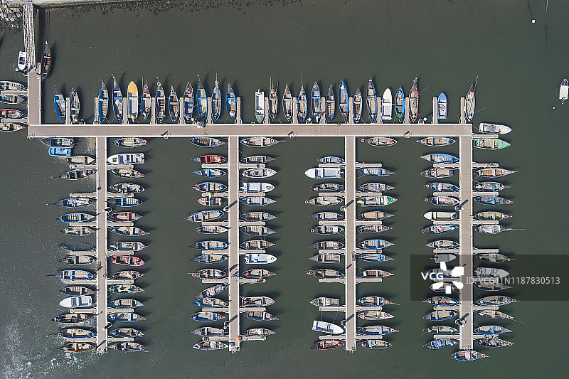 传统木船港口鸟瞰图图片素材