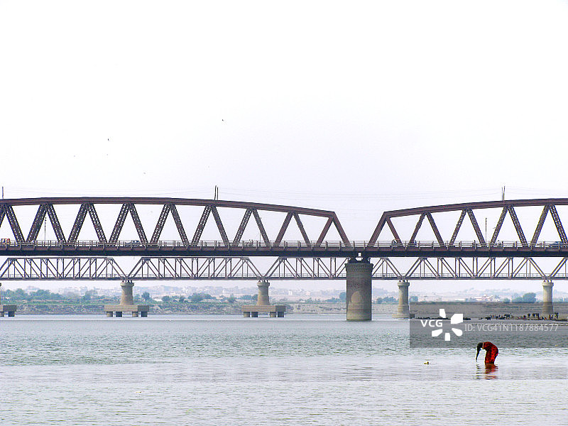流经科特里/海得拉巴的印度河图片素材