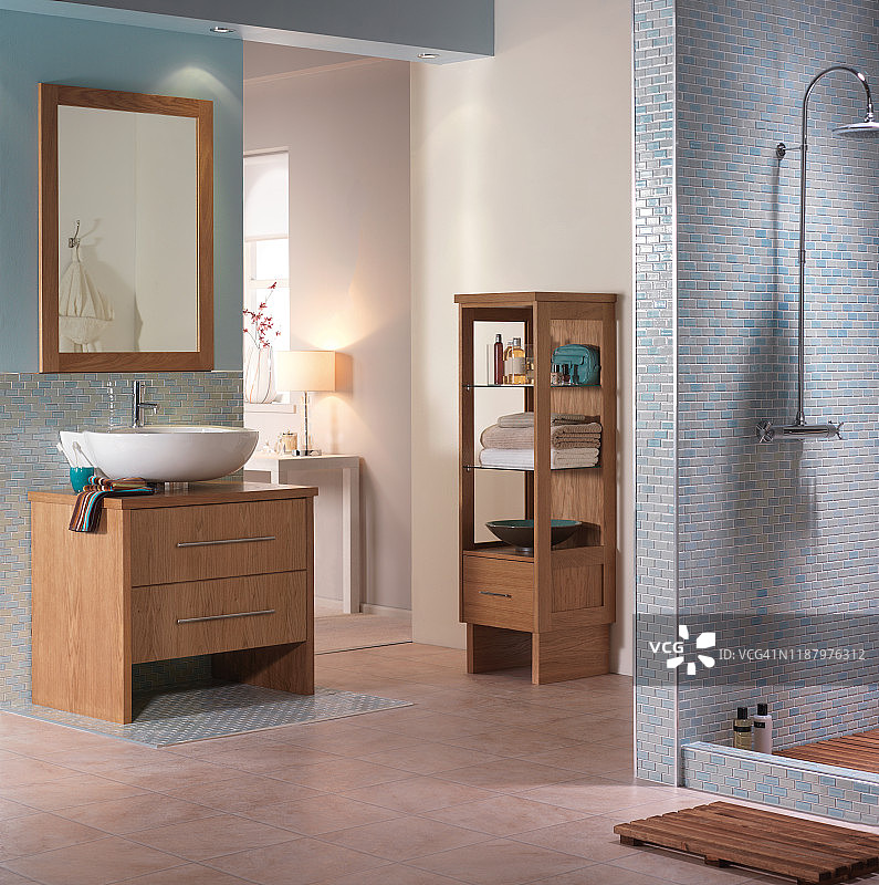 美丽的浴室内部图片素材