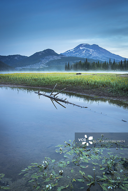 斯帕克斯湖日出图片素材