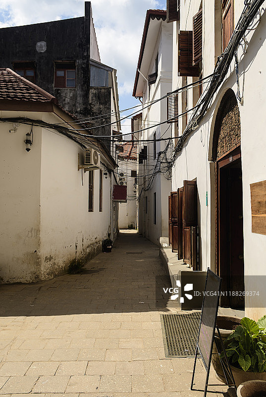 桑给巴尔石头城（桑给巴尔镇）的狭窄小巷图片素材