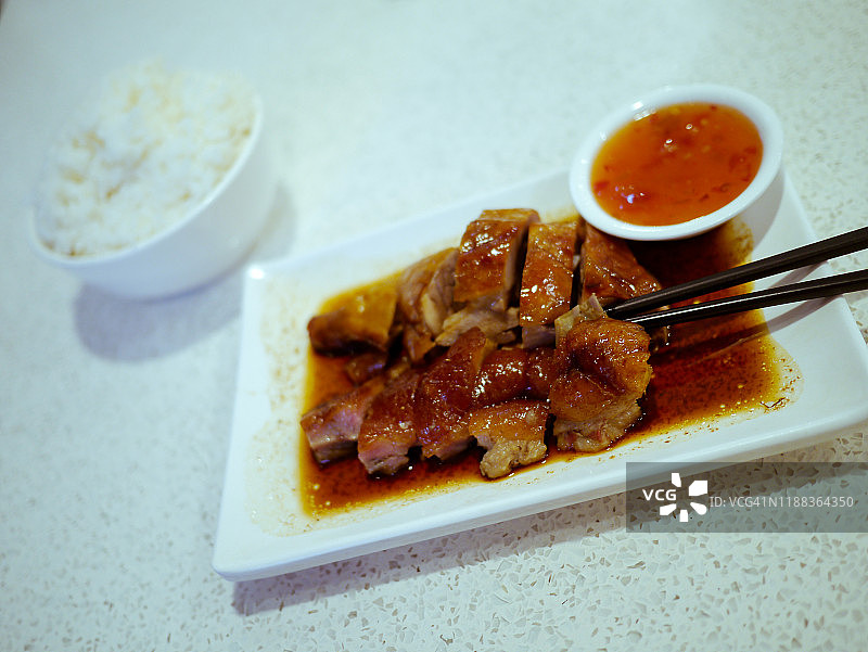 烤鸭配米饭图片素材