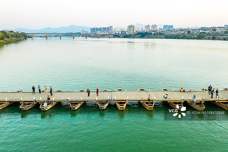 赣州古浮桥图片素材