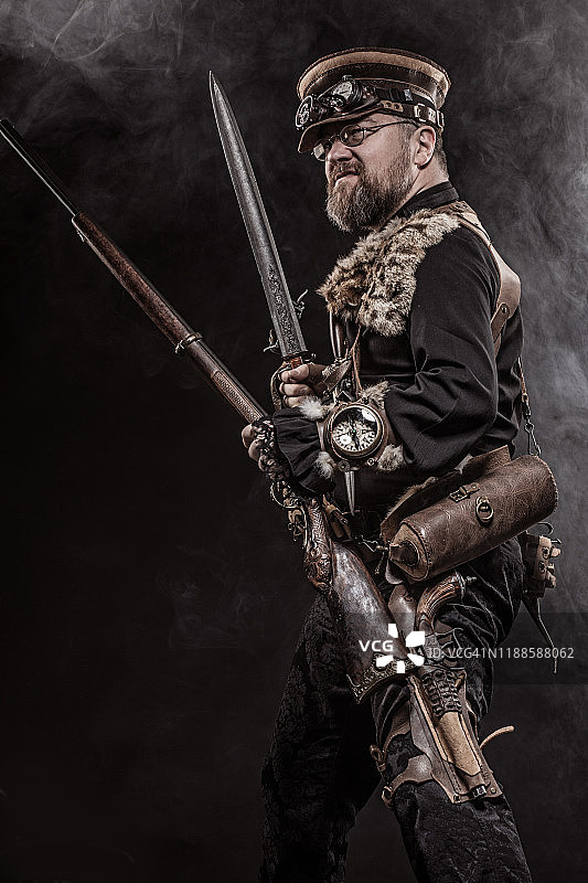 棚拍蒸汽朋克风格男性军人角色图片素材