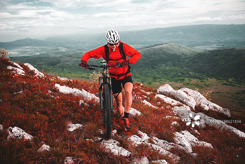 山地自行车运动图片素材