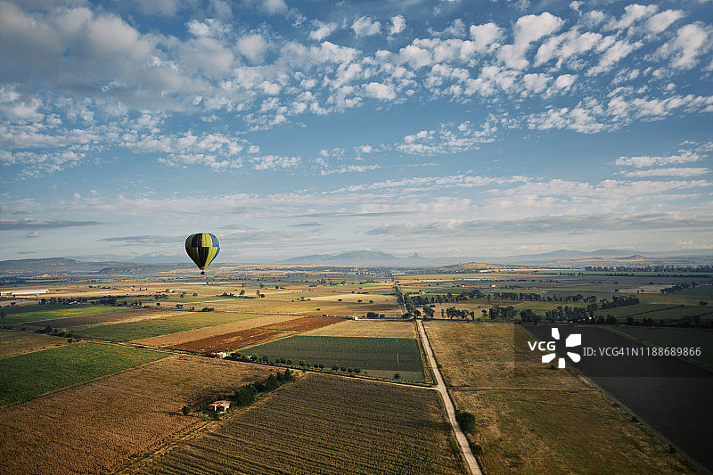 热气球飞行图片素材