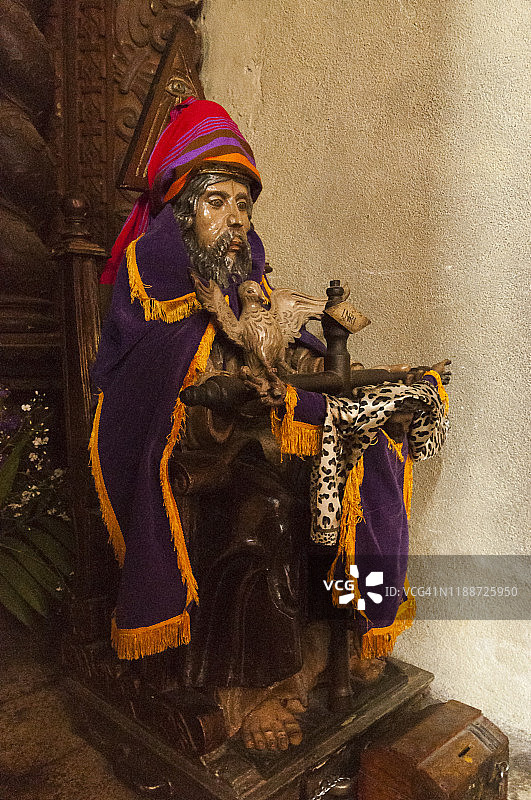 圣地亚哥使徒教区教堂天主教圣徒雕像图片素材