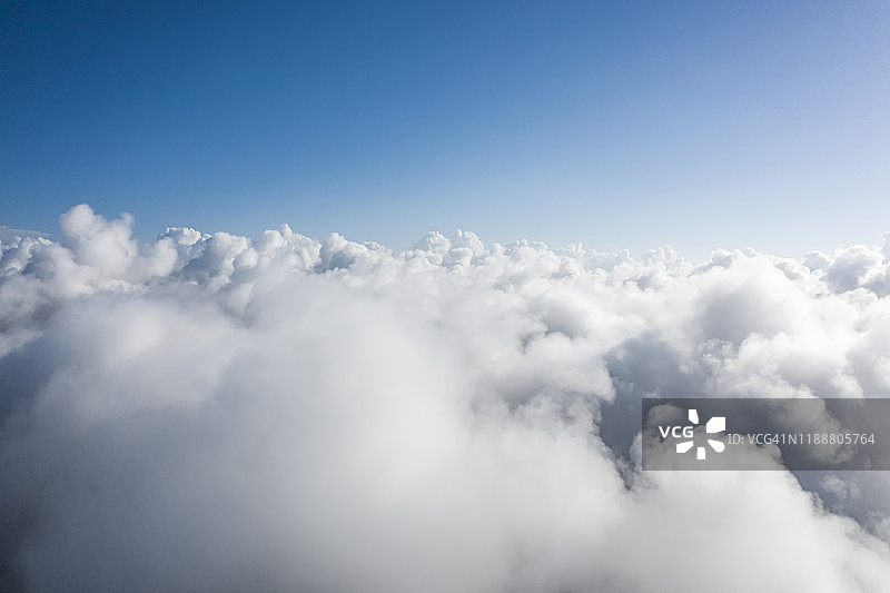 上海城市上空的云彩图片素材