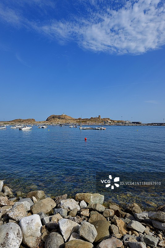 科西嘉岛，Pietra岛灯塔和古热那亚塔图片素材