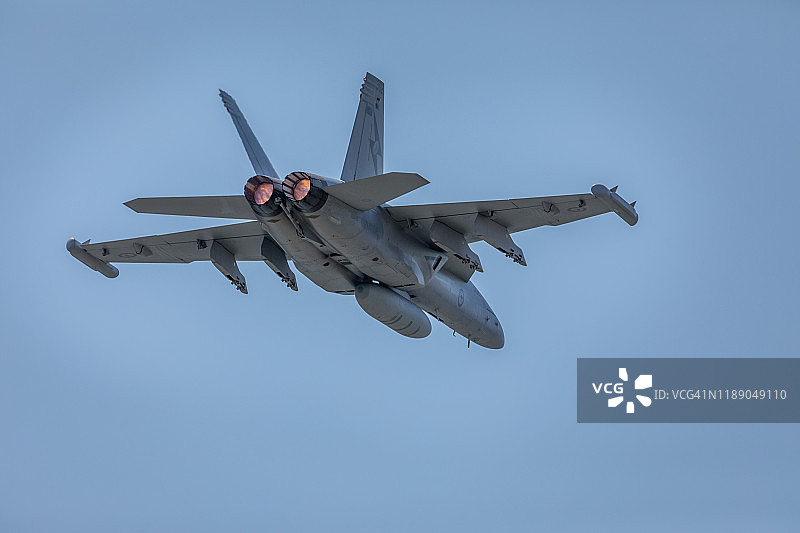 FA18咆哮者电子战机图片素材