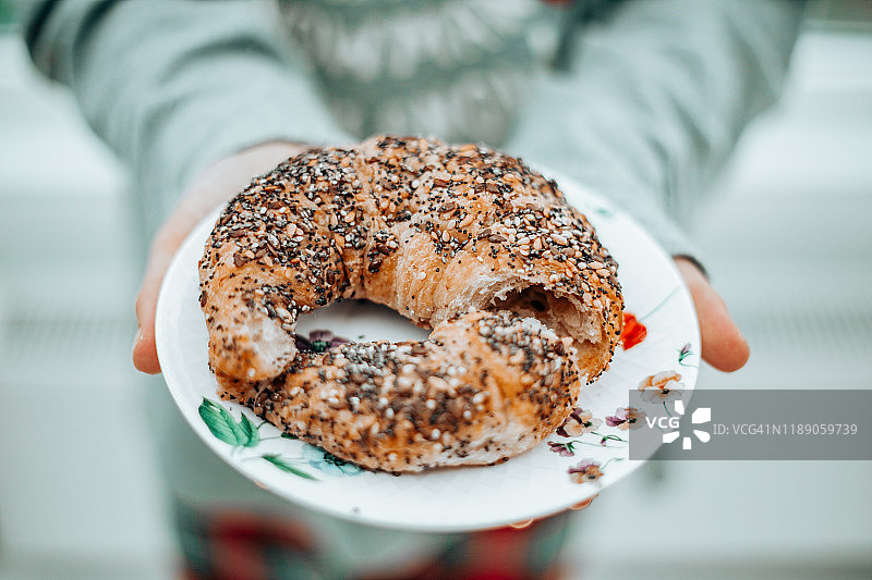 藜麦牛角包图片素材