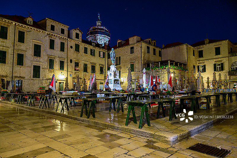 克罗地亚杜布罗夫尼克老城斯特拉顿大街的经典景色图片素材