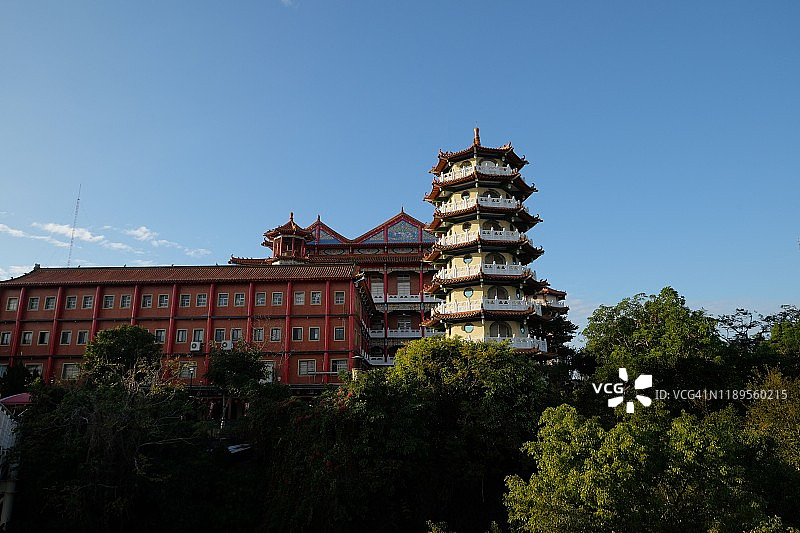 中国台湾彰化八卦山中式宝塔寺庙图片素材