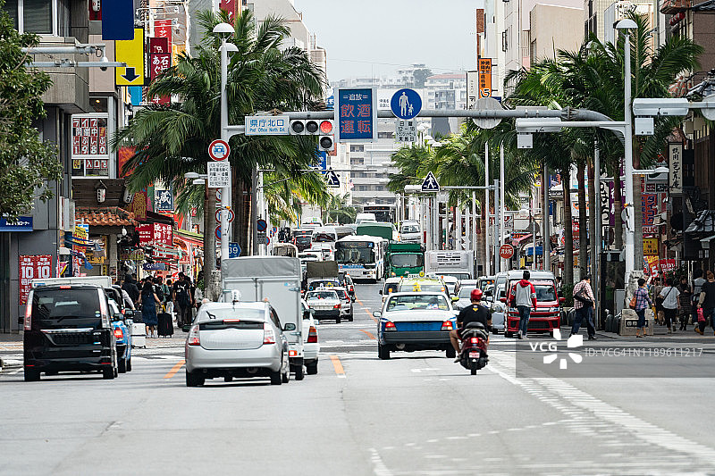 日本冲绳县那霸市国际通图片素材