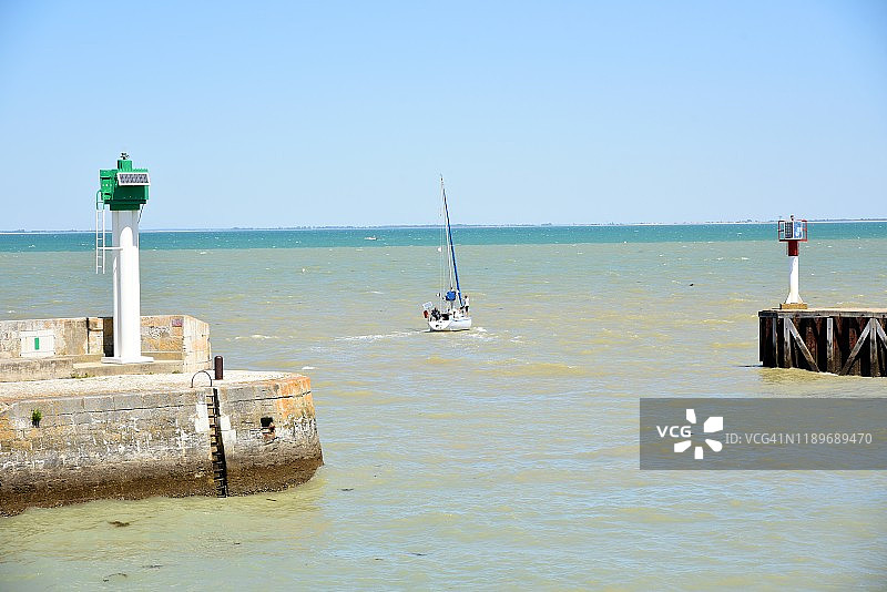 法国灯塔港口图片素材