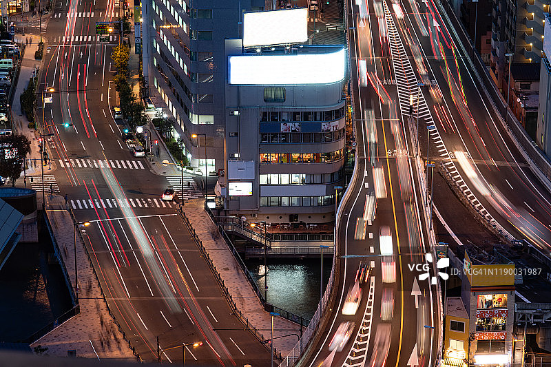 日本大阪城市建筑与城市道路图片素材