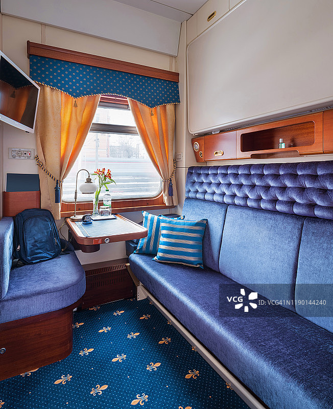 西伯利亚快车上的奢华内饰图片素材