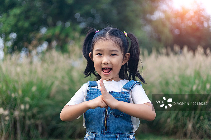 功夫女孩图片素材