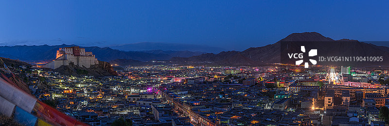 日喀则市扎什伦布寺，班禅喇嘛驻锡地，小布达拉宫图片素材
