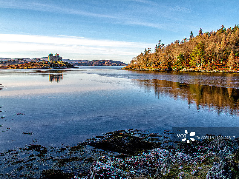 蒂奥拉姆城堡，阿查拉克尔，洛查伯图片素材