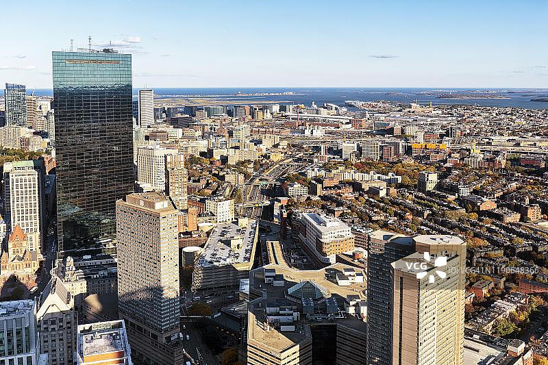 从保德信大厦看到的景色:约翰·汉考克大厦,克拉伦登200号和南波士顿,波士顿,马萨诸塞州,新英格兰,美国图片素材