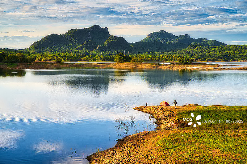 泰国南邦府日出景观图片素材