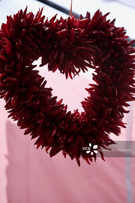 心形辣椒花环图片素材