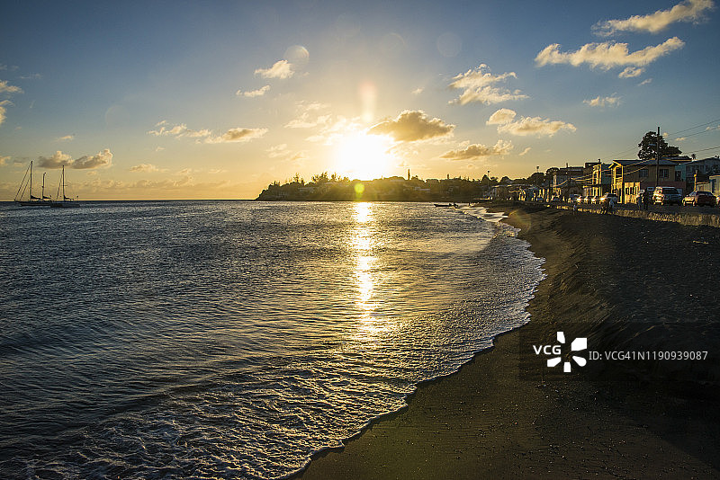 圣基茨和尼维斯联邦巴斯特尔港日落景色图片素材