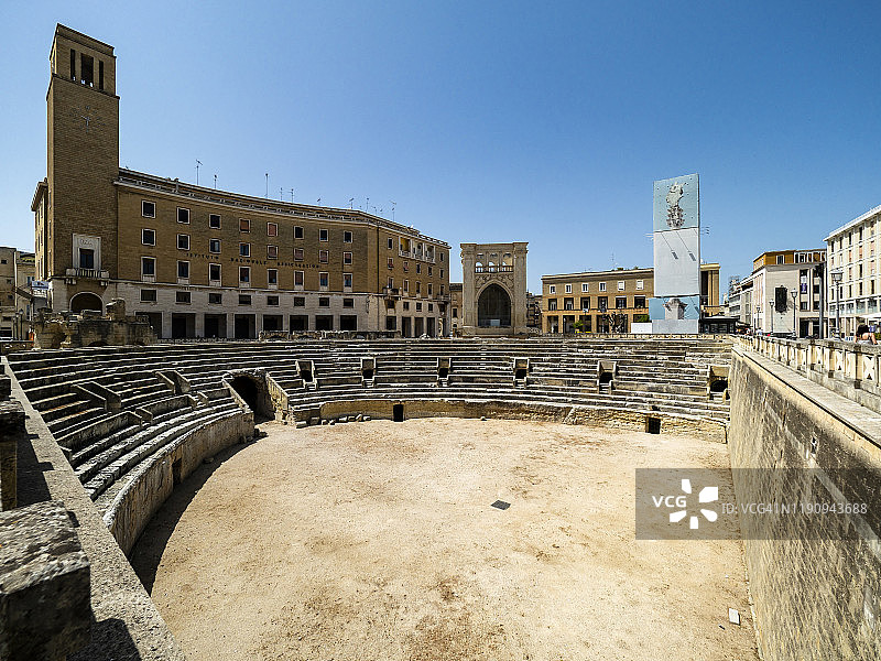 意大利莱切古城罗马圆形剧场图片素材