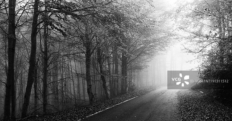 幽灵乡村公路图片素材