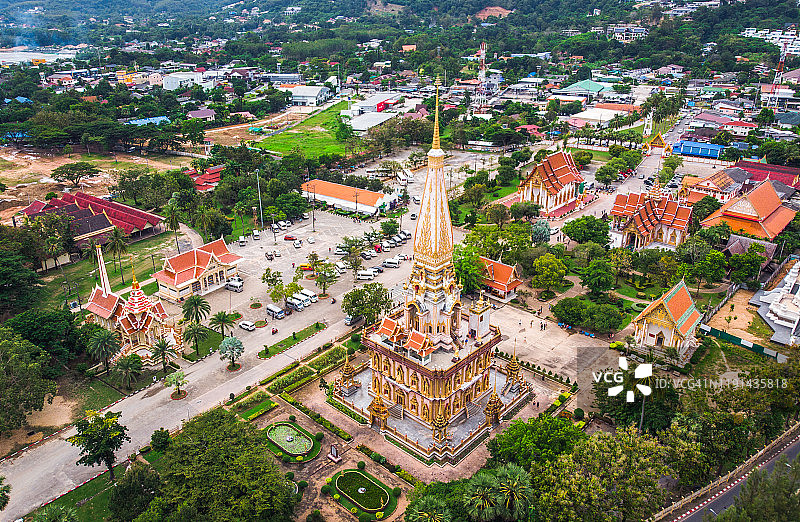 泰国普吉镇查龙寺图片素材