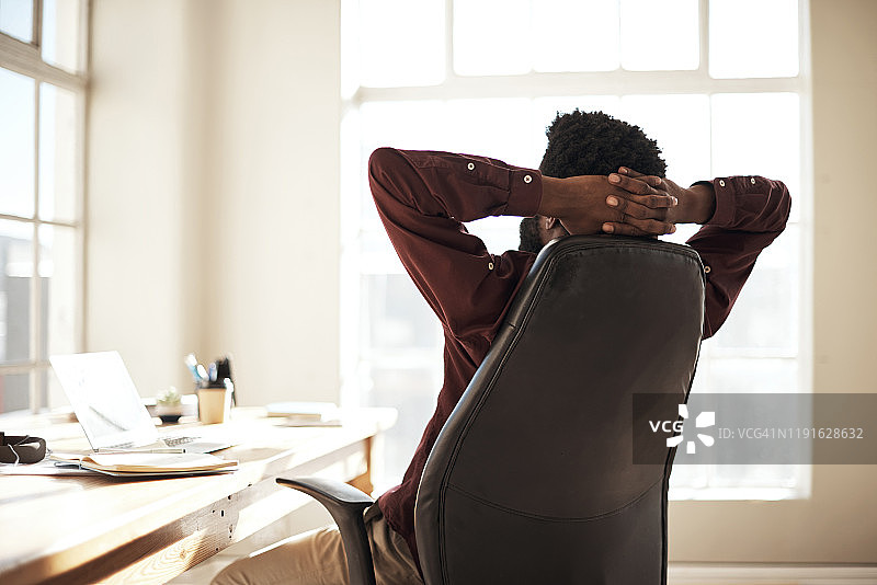 一旦你开始行动，成功将属于你图片素材