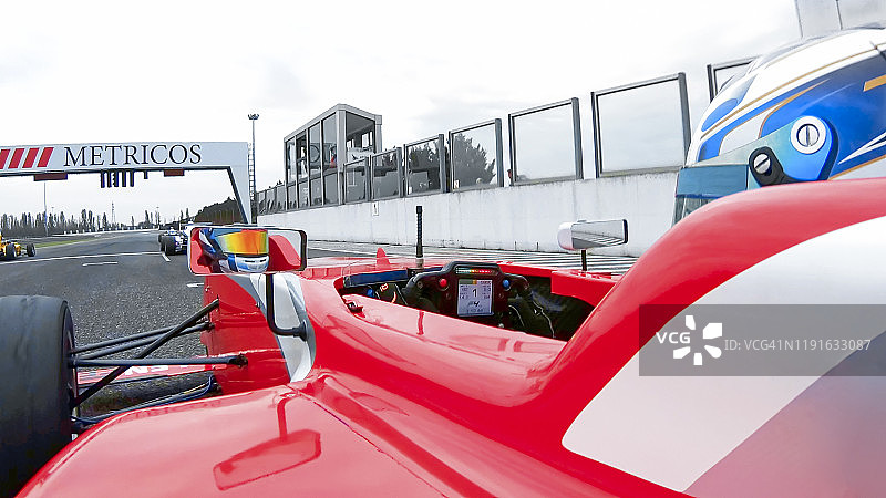 司机驾驶赛车图片素材