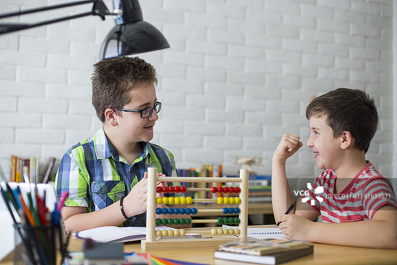 家庭作业时间图片素材