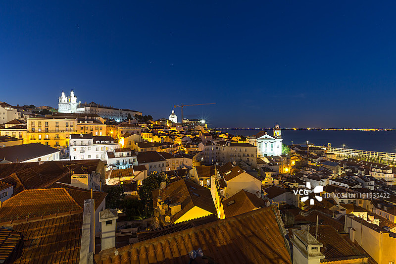 里斯本阿尔法玛区与圣维森特外观教堂（葡萄牙）图片素材