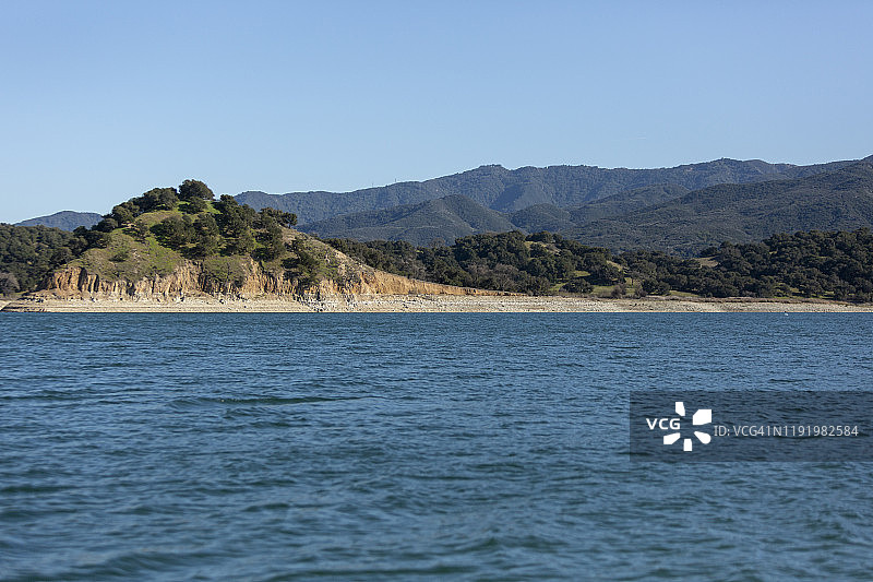 从卡楚马湖，加利福尼亚的圣伊内兹山图片素材