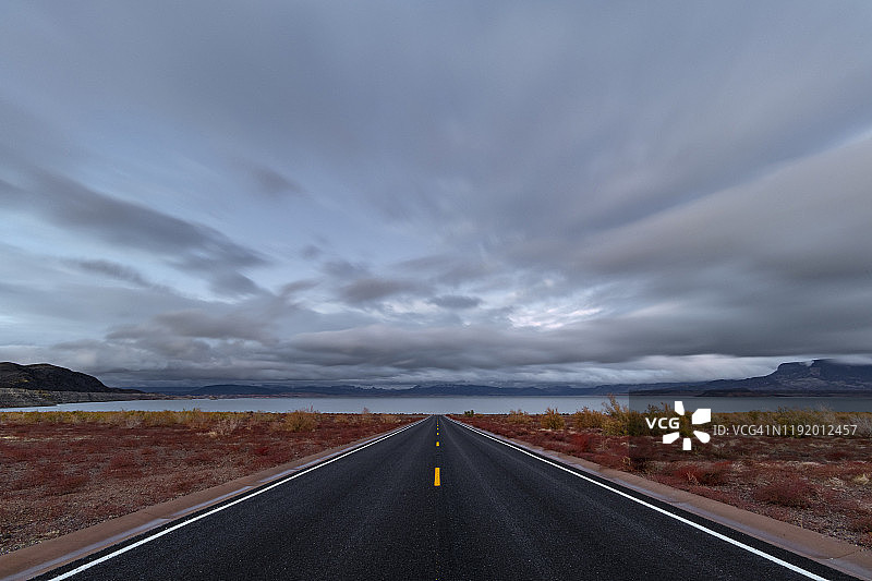 通往米德湖的道路图片素材