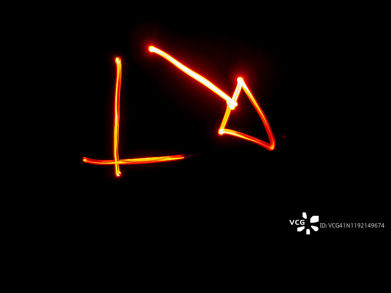 向下箭头：经济处于衰退阶段图片素材