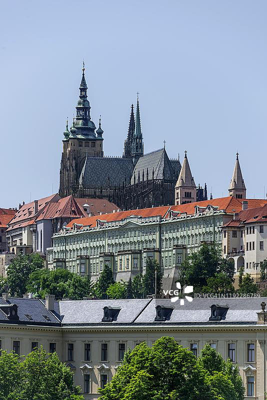 布拉格圣维特大教堂与布拉格城堡图片素材