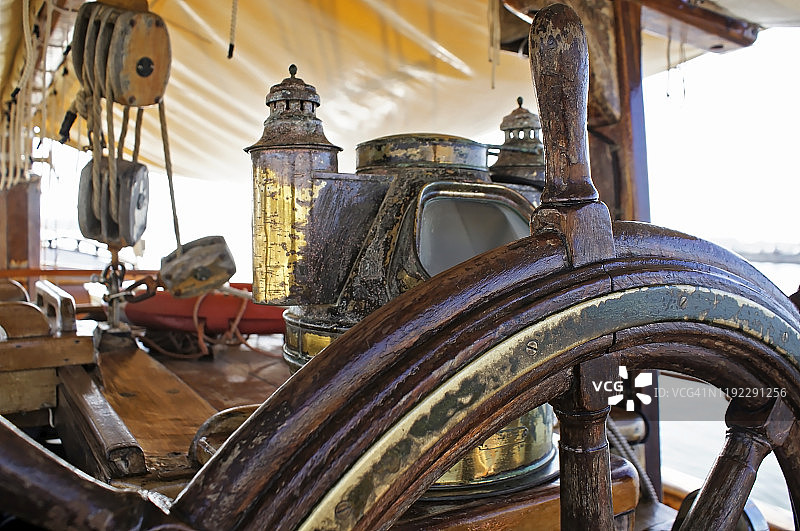 船用方向盘图片素材