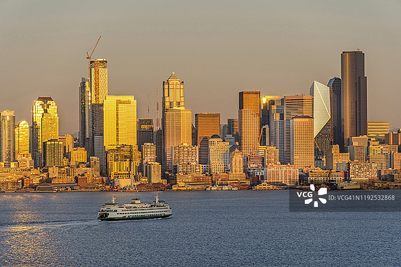 西雅图海滨落日城市天际线图片素材