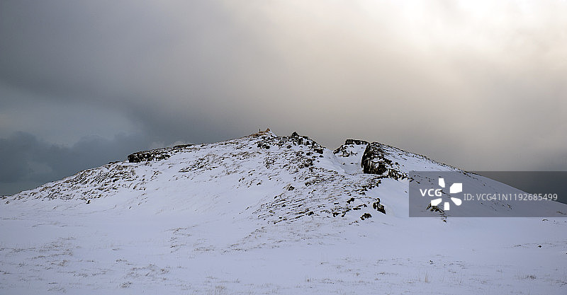 凯夫拉维克附近的冰岛冬季景观图片素材