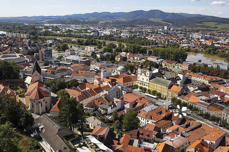 斯洛伐克特伦钦和平广场老城区鸟瞰图片素材