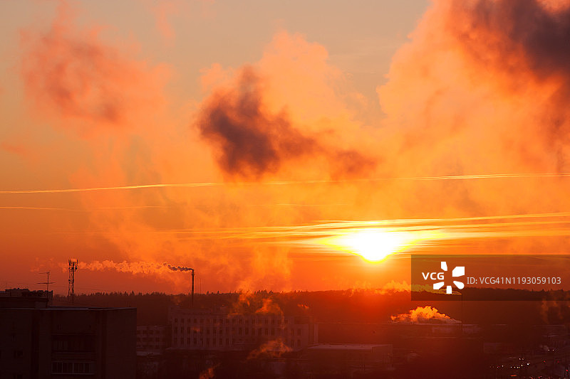 俄罗斯弗拉基米尔市的日出图片素材